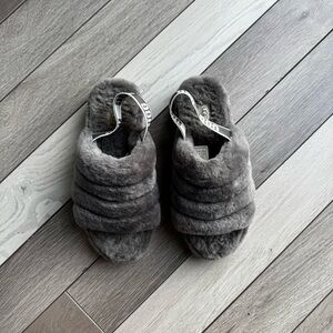 UGG Women’s Fluff Yeah Slide Slippers | Size: 10 | Regular Condition